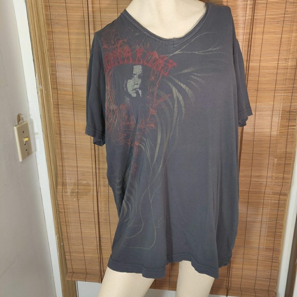 Monarchy Xtra large vneck t-shirt tribal design